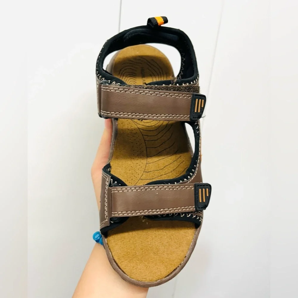 NEW Highland Creek Royce Youth Kids Sandals Casual Size 3 Little Boy Brown Black